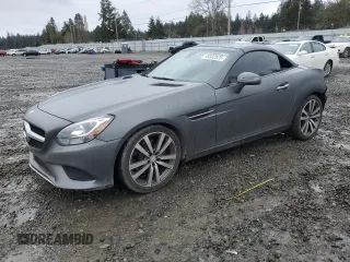 2017 Mercedes-Benz SLC 300 z VIN WDDPK3JA9HF133128, wystawiony jako Copart lot #49332575 z przebiegiem Nie podano mil oraz Szkoda całkowita • Salvage title. Historia ofert i sprzedaży dostępna na DreamBid. Obrazek 1.