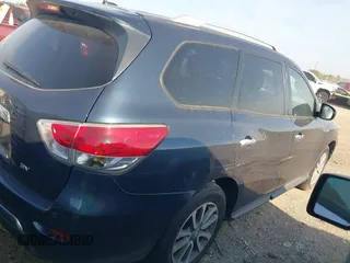 2014 Nissan Pathfinder Platinum with VIN 5N1AR2MN3EC631905, listed as a IAAI auction lot 42621071 with 188,846 mi miles and . Bid and sale history available at DreamBid. Image 4.