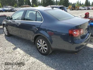 2010 Volkswagen Jetta Limited Edition с VIN 3VWRZ7AJ0AM066279, выставлен на аукционе Copart как лот 59635305 с пробегом 115 727 миль миль и Списание • Salvage title. История ставок и продаж доступна на DreamBid. Изображение 2.