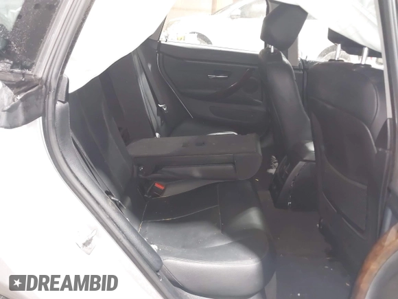2015 BMW 4 Series 428i xDrive с VIN WBA4A7C50FD414523, выставлен на аукционе IAAI как лот 41092312 с пробегом Не указан миль и . История ставок и продаж доступна на DreamBid. Изображение 8.