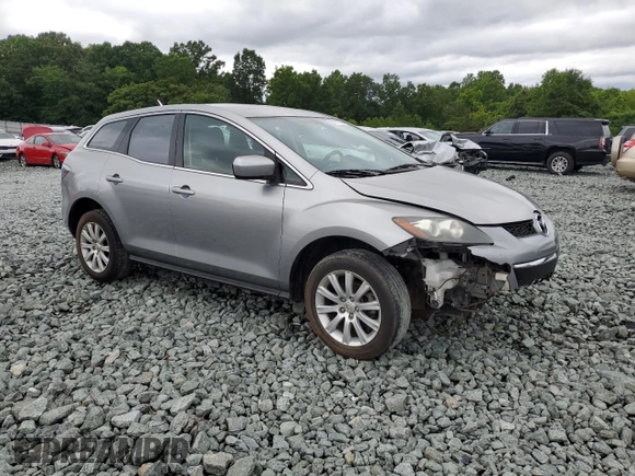 2010 Mazda CX-7 SV z VIN JM3ER2W53A0301123, wystawiony jako Copart lot #58711605 z przebiegiem 236 428 mil mil oraz Szkoda całkowita • Salvage title. Historia ofert i sprzedaży dostępna na DreamBid. Obrazek 4.