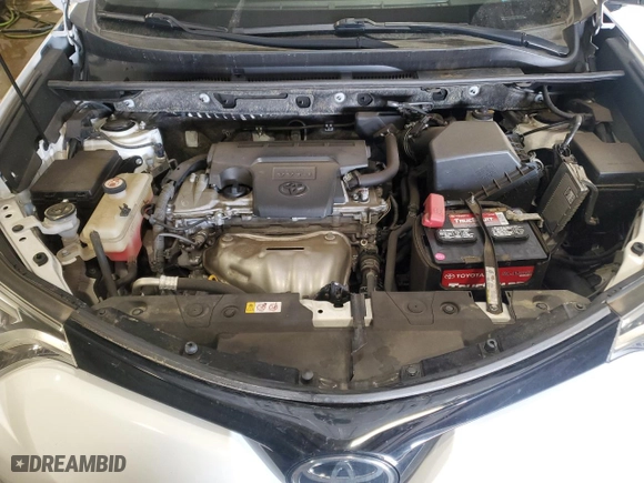 2018 Toyota RAV4 SE with VIN JTMJFREV8JD242461, listed as a Copart auction lot 43917985 with 40,821 mi miles and Salvage Title. Bid and sale history available at carsss.com. Image 12.