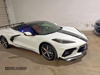 2022 Chevrolet Corvette 1LT z VIN 1G1YA2D46N5107050, wystawiony jako Copart lot #62793555 z przebiegiem 6 929 mil mil oraz Czysty tytuł • Clean title. Historia ofert i sprzedaży dostępna na DreamBid. Obrazek 1.