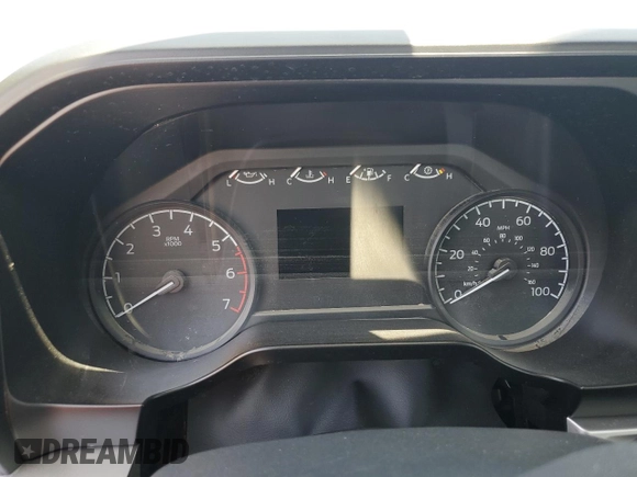 2024 Ford F-250 XL z VIN 1FTBF2BAXREC40360, wystawiony jako Copart lot #53801415 z przebiegiem Nie podano mil oraz Szkoda całkowita • Salvage title. Historia ofert i sprzedaży dostępna na DreamBid. Obrazek 9.