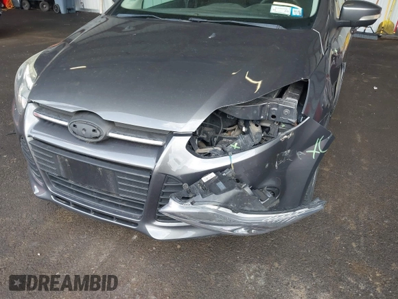 2013 Ford Focus SE with VIN 1FADP3F28DL113955, listed as a IAAI auction lot 41924051 with 107,858 mi miles. Bid and sale history available at carsss.com. Image 6.