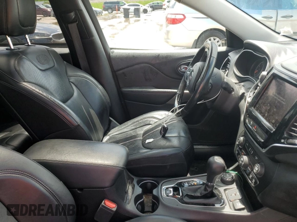 2019 Jeep Cherokee Overland with VIN 1C4PJMJN3KD123879, listed as a Copart auction lot 57650905 with 77,962 mi miles and Salvage title. Bid and sale history available at DreamBid. Image 7.