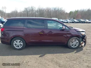 2017 Kia Sedona LX with VIN KNDMB5C16H6328514, listed as a IAAI auction lot 41833571 with 131,617 mi miles. Bid and sale history available at carsss.com. Image 13.