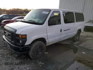 2008 Ford Econoline Passenger XL with VIN 1FMNE11L38DB09459, listed as a Copart auction lot 80118374 with 208,106 mi miles and Salvage Title. Bid and sale history available at carsss.com. Image 1.