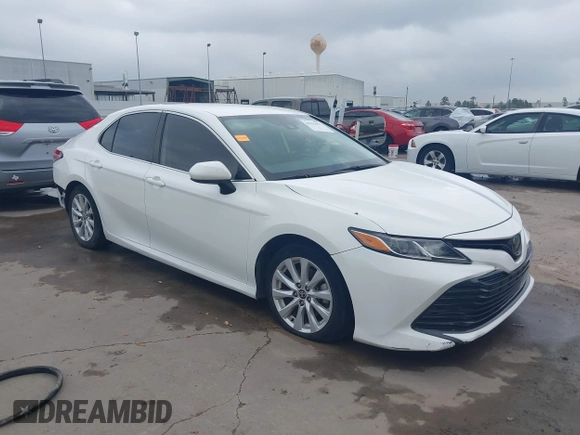 2020 Toyota Camry LE with VIN 4T1C11AK3LU361294, listed as a IAAI auction lot 41915072 with 107,682 mi miles. Bid and sale history available at carsss.com. Image 1.