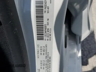 2015 Chrysler 200 Limited z VIN 1C3CCCAB4FN683973, wystawiony jako Copart lot #58203325 z przebiegiem 31 750 mil mil oraz Szkoda całkowita • Salvage title. Historia ofert i sprzedaży dostępna na DreamBid. Obrazek 12.