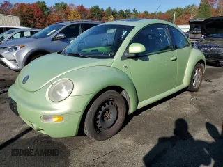 2000 Volkswagen Beetle GLX with VIN 3VWDD21CXYM432644, listed as a Copart auction lot 77990614 with 174,868 mi miles and Salvage title. Bid and sale history available at DreamBid. Image 1.