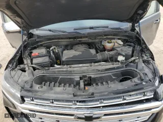 2023 Chevrolet Suburban Premier with VIN 1GNSKFKL5PR395013, listed as a Copart auction lot 47081655 with 32,971 mi miles and Salvage Title. Bid and sale history available at carsss.com. Image 13.