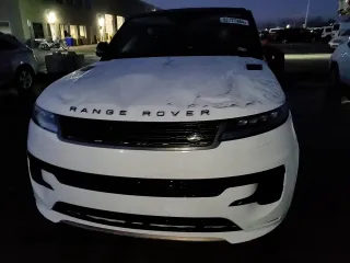 2024 Land Rover Range Rover Sport Dynamic SE with VIN SAL1L9FU4RA185843, listed as a Copart auction lot 82777484 with 4,880 mi miles and Salvage Title. Bid and sale history available at DreamBid. Image 14.