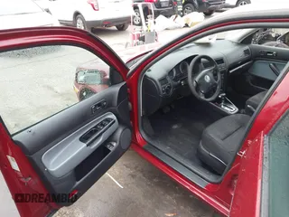 2004 Volkswagen Jetta GL with VIN 3VWRK69M04M064629, listed as a IAAI auction lot 41540890 with 170,989 mi miles and . Bid and sale history available at DreamBid. Image 5.