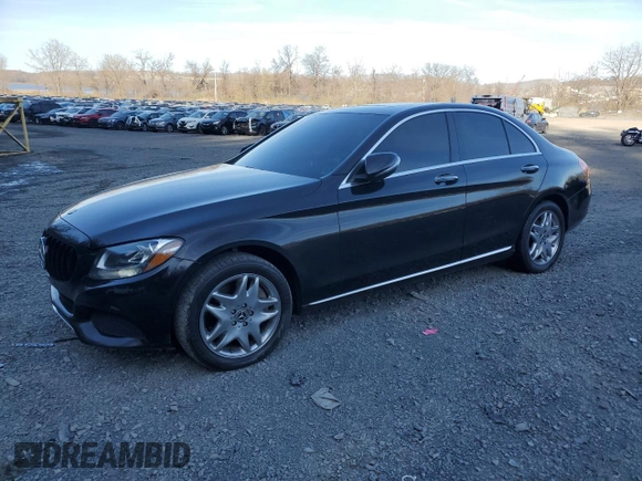2018 Mercedes-Benz C 300 with VIN 55SWF4KB6JU259253, listed as a Copart auction lot 53642375 with 33,600 mi miles and Salvage Title. Bid and sale history available at DreamBid. Image 1.