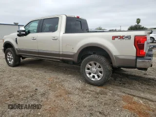 2018 Ford Super Duty F-250 SRW XL with VIN 1FT7W2BT2JEC86857, listed as a Copart auction lot 43002635 with 91,984 mi miles and Salvage Title. Bid and sale history available at carsss.com. Image 2.