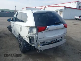2016 Mitsubishi Outlander GT z VIN JA4JZ4AXXGZ010676, wystawiony jako IAAI lot #41527681 z przebiegiem 71 866 mil mil oraz . Historia ofert i sprzedaży dostępna na DreamBid. Obrazek 3.