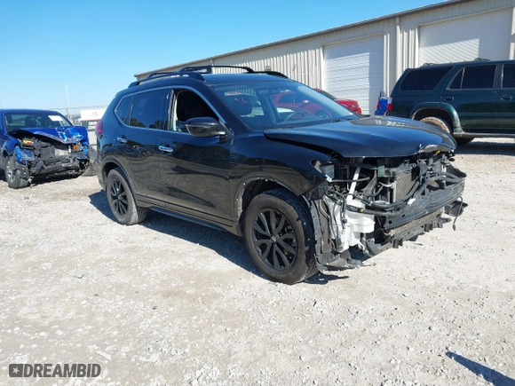 2017 Nissan Rogue SL with VIN 5N1AT2MT3HC878426, listed as a IAAI auction lot 41347573 with 186,126 mi miles. Bid and sale history available at carsss.com. Image 1.