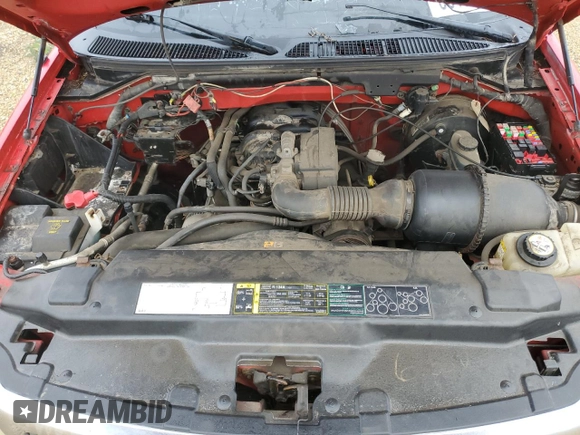 2004 Ford F-150 XL с VIN 2FTRF17274CA42635, выставлен на аукционе Copart как лот 46909355 с пробегом Не указан миль и На запчасти • Non repairable. История ставок и продаж доступна на DreamBid. Изображение 11.