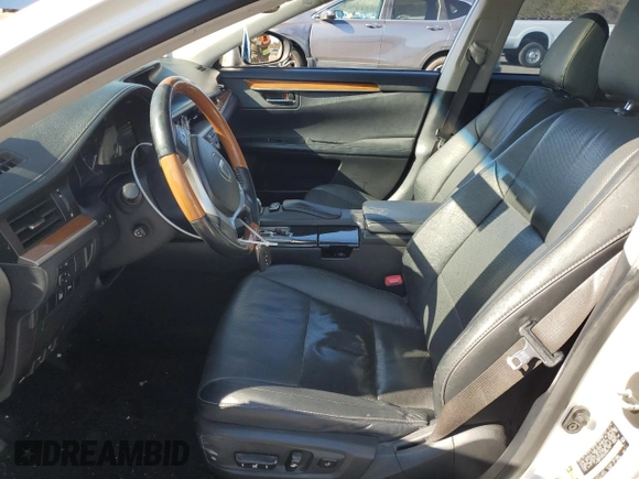2014 Lexus ES 300h z VIN JTHBW1GG0E2054179, wystawiony jako Copart lot #50954155 z przebiegiem 226 722 mil mil oraz Szkoda całkowita • Salvage title. Historia ofert i sprzedaży dostępna na DreamBid. Obrazek 7.