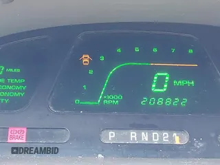 2000 Mercury Villager z VIN 4M2XV14T8YDJ21156, wystawiony jako IAAI lot #41733910 z przebiegiem 208 822 mil mil oraz . Historia ofert i sprzedaży dostępna na DreamBid. Obrazek 7.