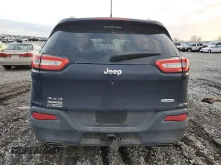 2015 Jeep Cherokee Latitude with VIN 1C4PJMCS8FW682275, listed as a Copart auction lot 85960144 with 139,509 mi miles and Salvage Title. Bid and sale history available at DreamBid. Image 6.