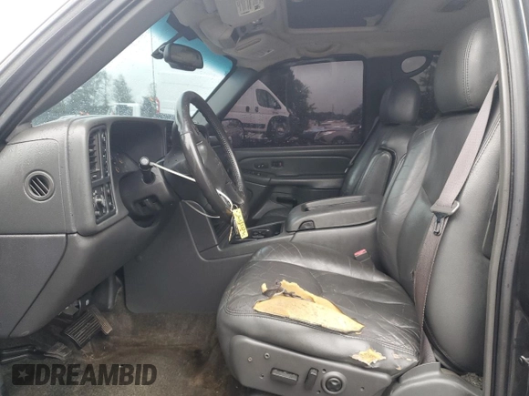 2003 Chevrolet Avalanche with VIN 3GNEK13T63G282096, listed as a Copart auction lot 73493874 with 299,553 mi miles and Salvage Title. Bid and sale history available at carsss.com. Image 7.