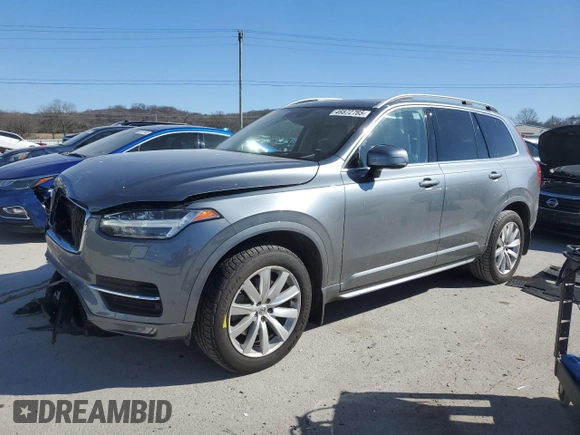 2018 Volvo XC90 Momentum with VIN YV4102CK3J1343052, listed as a Copart auction lot 46872765 with 139,627 mi miles and Salvage Title. Bid and sale history available at carsss.com. Image 1.