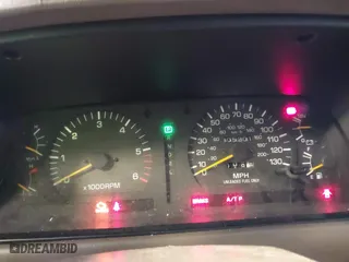 1997 Toyota Land Cruiser with VIN JT3HJ85J1V0184599, listed as a IAAI auction lot 41571386 with 305,201 mi miles. Bid and sale history available at carsss.com. Image 7.