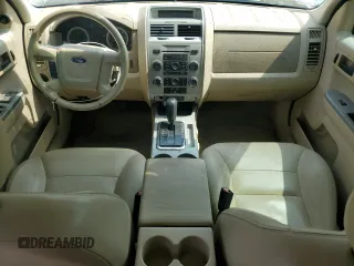 2008 Ford Escape XLT z VIN 1FMCU03188KA50873, wystawiony jako Copart lot #62108515 z przebiegiem 162 920 mil mil oraz Szkoda całkowita • Salvage title. Historia ofert i sprzedaży dostępna na DreamBid. Obrazek 8.