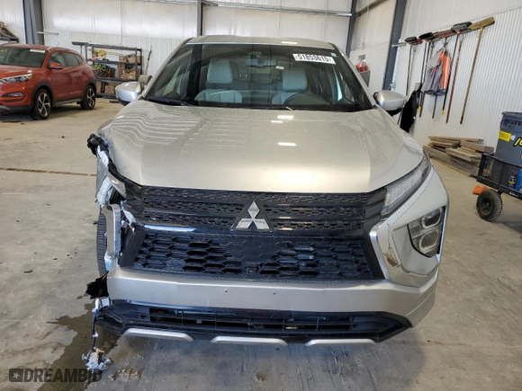 2024 Mitsubishi Eclipse Cross SE with VIN JA4ATWAA6RZ009620, listed as a Copart auction lot 51853615 with 10,646 mi miles and Salvage Title. Bid and sale history available at carsss.com. Image 5.