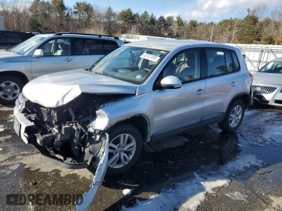 2014 Volkswagen Tiguan SE z VIN WVGAV3AX9EW563907, wystawiony jako Copart lot #45157495 z przebiegiem 100 174 mil mil oraz Szkoda całkowita • Salvage title. Historia ofert i sprzedaży dostępna na DreamBid. Obrazek 1.