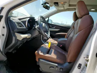 2020 Subaru Ascent Touring z VIN 4S4WMARD4L3416075, wystawiony jako Copart lot #54067615 z przebiegiem 108 918 mil mil oraz Szkody całkowita. Historia ofert i sprzedaży dostępna na DreamBid. Obrazek 7.