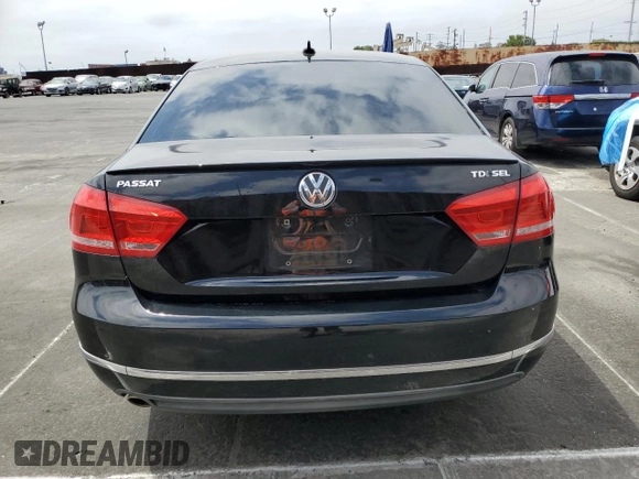 2014 Volkswagen Passat SEL Premium z VIN 1VWCN7A36EC077099, wystawiony jako Copart lot #58440905 z przebiegiem 144 462 mil mil oraz Szkoda całkowita • Salvage title. Historia ofert i sprzedaży dostępna na DreamBid. Obrazek 6.