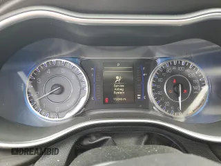 2016 Chrysler 200 Limited z VIN 1C3CCCAB8GN148789, wystawiony jako Copart lot #55491875 z przebiegiem 112 343 mil mil oraz Szkoda całkowita • Salvage title. Historia ofert i sprzedaży dostępna na DreamBid. Obrazek 9.