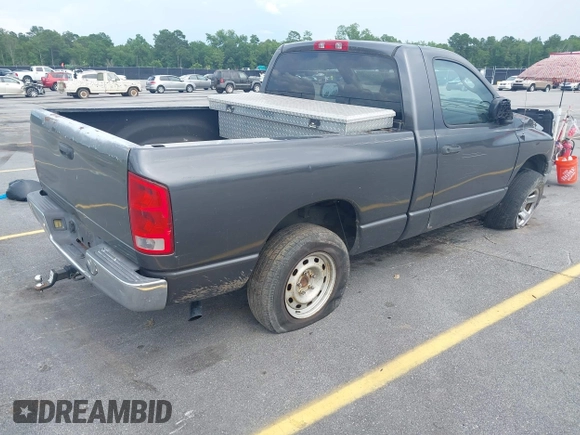 2002 Dodge 1500 z VIN 1D7HA16K22J265651, wystawiony jako IAAI lot #42451513 z przebiegiem 231 770 mil mil oraz . Historia ofert i sprzedaży dostępna na DreamBid. Obrazek 4.