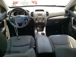 2012 Kia Sorento LX with VIN 5XYKT3A64CG194955, listed as a Copart auction lot 59443524 with 185,185 mi miles and Salvage Title. Bid and sale history available at DreamBid. Image 8.