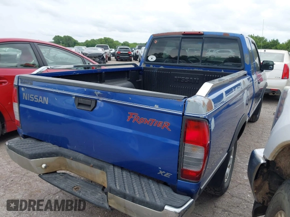 1999 Nissan Frontier XE z VIN 1N6DD26S5XC319085, wystawiony jako IAAI lot #42469039 z przebiegiem 59 251 mil mil oraz . Historia ofert i sprzedaży dostępna na DreamBid. Obrazek 4.