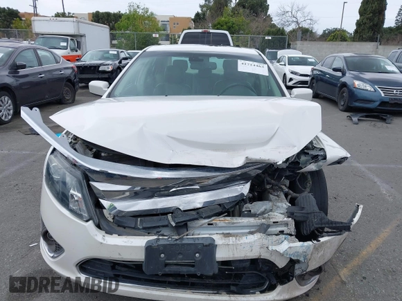2011 Ford Fusion SEL with VIN 3FAHP0JA6BR298200, listed as a IAAI auction lot 41714463 with 131,391 mi miles. Bid and sale history available at carsss.com. Image 12.