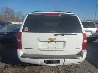 2010 Chevrolet Tahoe LTZ with VIN 1GNUKCE01AR197786, listed as a IAAI auction lot 41659828 with 288,151 mi miles and . Bid and sale history available at DreamBid. Image 16.