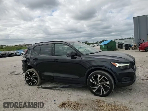 2019 Volvo XC40 Momentum z VIN YV4162XZ1K2009216, wystawiony jako Copart lot #87921575 z przebiegiem 46 527 mil mil oraz Nie do naprawy • Non repairable. Historia ofert i sprzedaży dostępna na DreamBid. Obrazek 11.