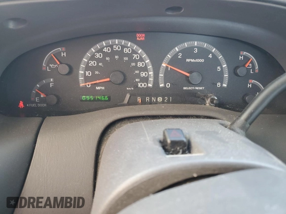 2004 Ford F-150 XL z VIN 2FTRF18WX4CA71189, wystawiony jako Copart lot #43083775 z przebiegiem 95 146 mil mil oraz Szkoda całkowita • Salvage title. Historia ofert i sprzedaży dostępna na DreamBid. Obrazek 9.