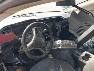 2013 Tesla Model S Performance с VIN 5YJSA1DP2DFP05411, выставлен на аукционе IAAI как лот 42705130 с пробегом Не указан миль и . История ставок и продаж доступна на DreamBid. Изображение 7.
