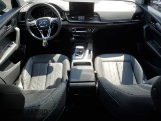 2021 Audi Q5 Premium with VIN WA1AAAFY0M2093580, listed as a Copart auction lot 68907334 with 9,755 mi miles and Salvage Title. Bid and sale history available at carsss.com. Image 8.