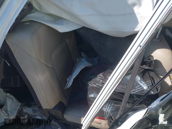2018 Hyundai Santa Fe Ultimate с VIN 5NMZW4LA6JH097241, выставлен на аукционе IAAI как лот 41139592 с пробегом Не указан миль и . История ставок и продаж доступна на DreamBid. Изображение 8.