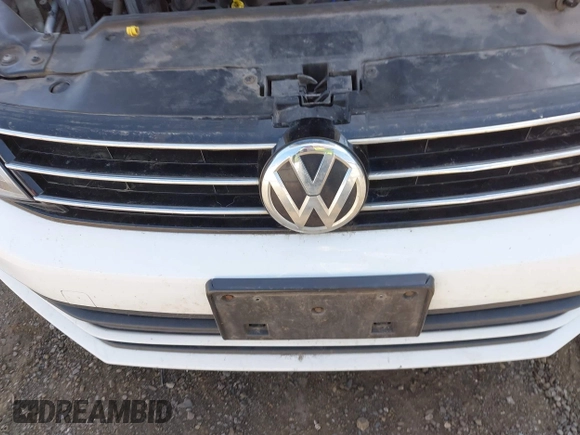 2015 Volkswagen Jetta Sedan 2.0L S with VIN 3VW2K7AJ3FM404609, listed as a IAAI auction lot 42090194 with 159,991 mi miles. Bid and sale history available at carsss.com. Image 6.