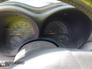2001 Pontiac Grand Am GT with VIN 1G2NW12E51M542292, listed as a IAAI auction lot 41971237 with 1 mi miles. Bid and sale history available at carsss.com. Image 7.