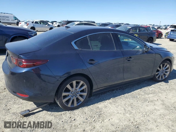 2019 Mazda 3 Premium with VIN 3MZBPAEM1KM101129, listed as a Copart auction lot 47113795 with 38,329 mi miles and Salvage Title. Bid and sale history available at DreamBid. Image 3.