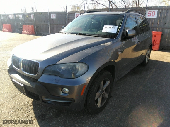 2007 BMW X5 3.0si with VIN 5UXFE43577L010011, listed as a IAAI auction lot 41736230 with 177,768 mi miles. Bid and sale history available at carsss.com. Image 2.