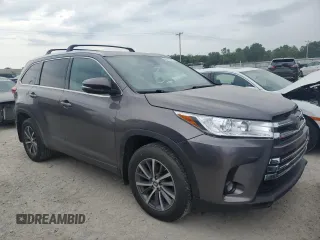2017 Toyota Highlander XLE with VIN 5TDJZRFH7HS426496, listed as a Copart auction lot 62337475 with 255,962 mi miles and Clean title. Bid and sale history available at DreamBid. Image 4.
